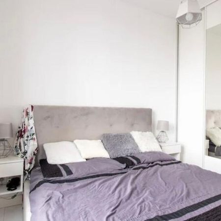 Super Apartment Емпуріабрава Екстер'єр фото