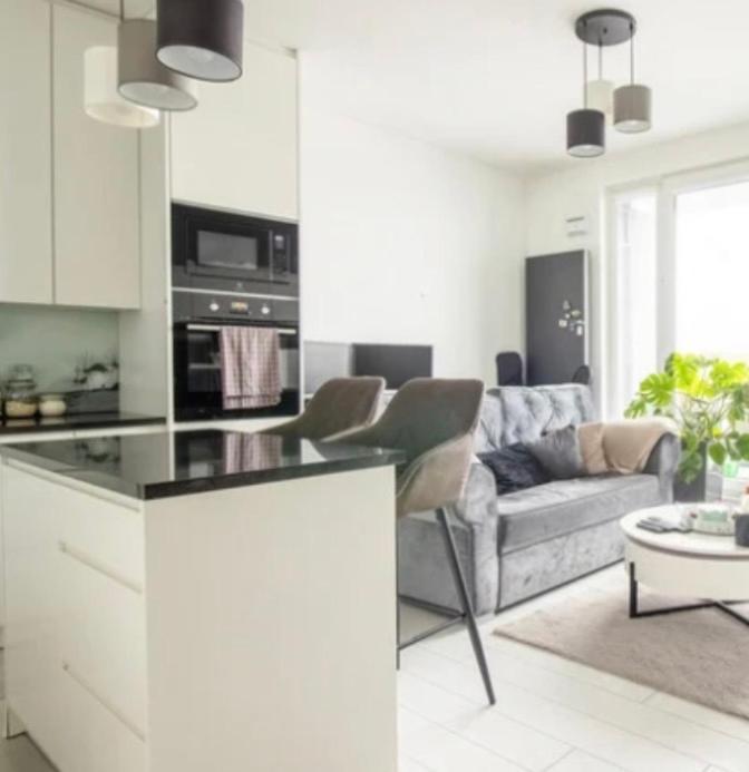 Super Apartment Емпуріабрава Екстер'єр фото